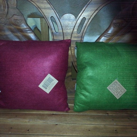 Set of Two Western Cowboy Christmas Pillow Pillows Santa Snowman Holiday NEW - Picture 2 of 4